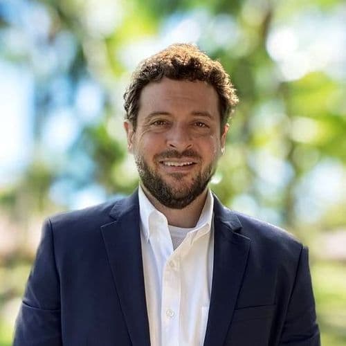 Justin W. Henry